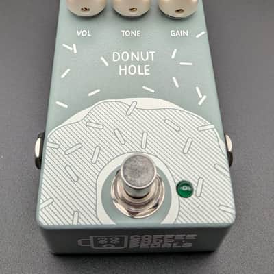 Coffee Shop Pedals Donut Hole blues breaker style overdrive image 1