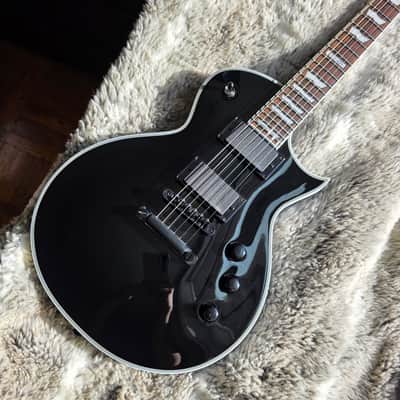2017 ESP LTD EC-401 Black Gloss EMG 81/60 w/gig bag image 3
