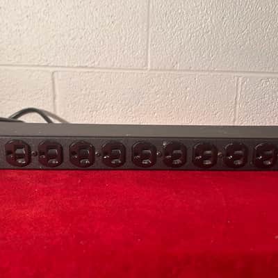 Hubbell MCCPSS19 Rack Mount Power Strip image 2