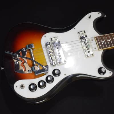 Wurlitzer Cougar 1966 "Sunburst" image 7
