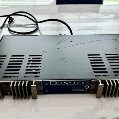 Bryston 2B-LP dual mono power amplifier image 2