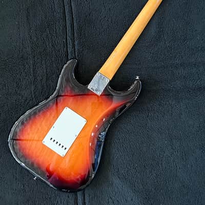 Fender Vintera II '60s Stratocaster with Rosewood Fretboard 3-Color Sunburst  #MX23053744  7 lbs. 9.2oz image 2