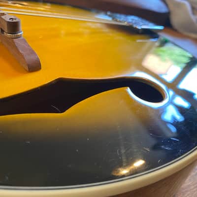 Gear4music Vintage Sunburst A-Style Mandolin 2020 - Vintage sunburst / gloss image 9