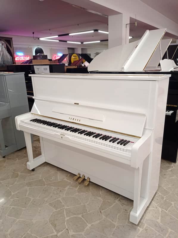 Yamaha PIANOFORTE VERTICALE U1 BIANCO LUCIDO image 1