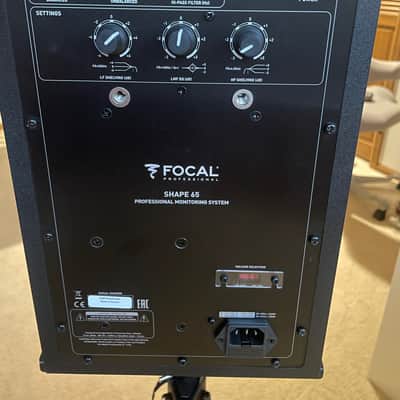 Focal Shape 65 6.5" Powered Studio Monitors (Pair) 2010s - Wood image 4