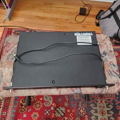 Shure UA840-UA UHF Antenna Distribution System 2000s - Black image 2