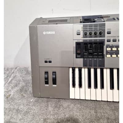 Yamaha Motif6 - Musical Keyboards - Silver - Fair image 9