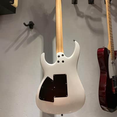 Cort Viva Custom Satin image 3