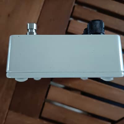 SolidGoldFX Lysis MkII Fuzz Modulator 2021 - White image 6