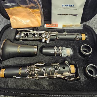 Jean Paul USA  CL400  Intermediate Clarinet Mint!! image 1
