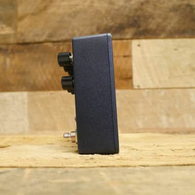 Walrus Audio Descent Reverb/Octave Machine 2018 image 7