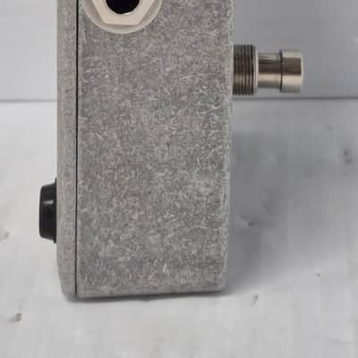 Electro-Harmonix Micro Q-Tron Envelope Filter 2006 - Present - Silver / Black / Blue image 4