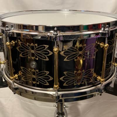 DW - 14x6.5" Memphis Drum Shop 30th Anniversary Limited Edition, Brass Snare Drum, Engraved with Gold Hardware & Tube Lugs 2010's - Black Nickel Over Brass image 11