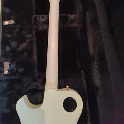 Knaggs Kenai T - Creme Relic image 9
