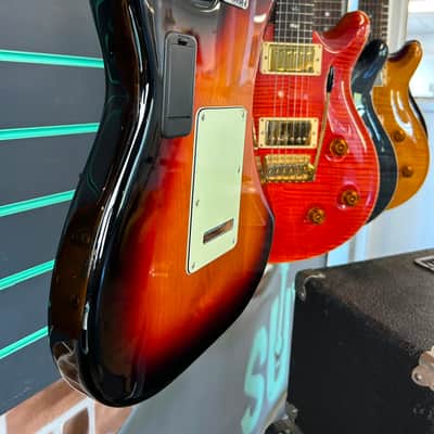 Fender Deluxe Roadhouse Stratocaster 3-Colour Sunburst 2018 Electric Guitar w/ Mods image 10