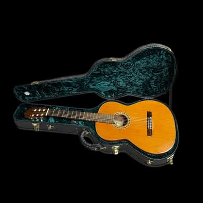 Joan Cashimira 56E Classical in Natural w/ Crocodile Style Hardcase image 6