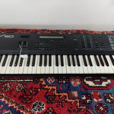 Yamaha V50 FM Synthesizer 1989