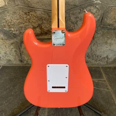 Squier Sonic Strat HSS TCoral image 12