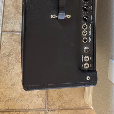 Fender Hot Rod Deluxe III 3-Channel 40-Watt 1x12" Guitar Combo 2010 - 2017 - Black image 2