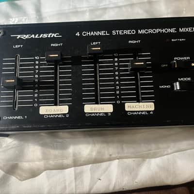 REALISTIC 4-CHANNEL STEREO MIC MIXER 32-1105 VTG 80s 1980s - Black image 1