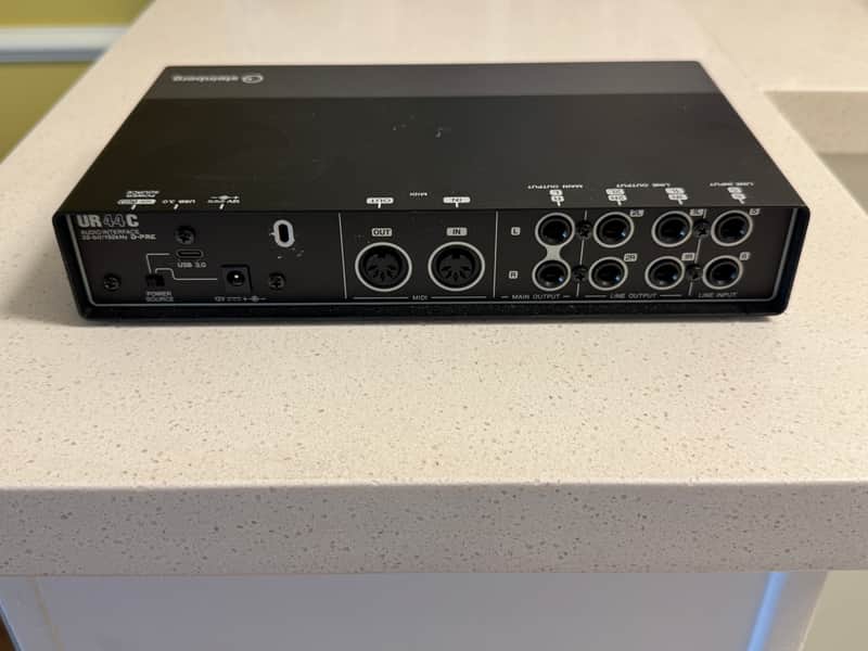 Steinberg UR44C USB 3.0 Audio Interface 2019 - 2020 - Black image 1