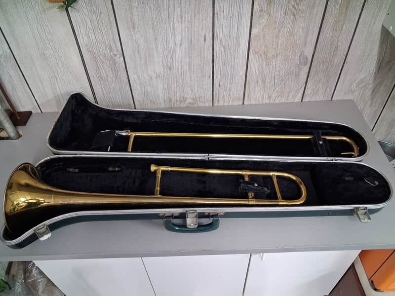 Hollton Collegiate Trombone - Used image 1