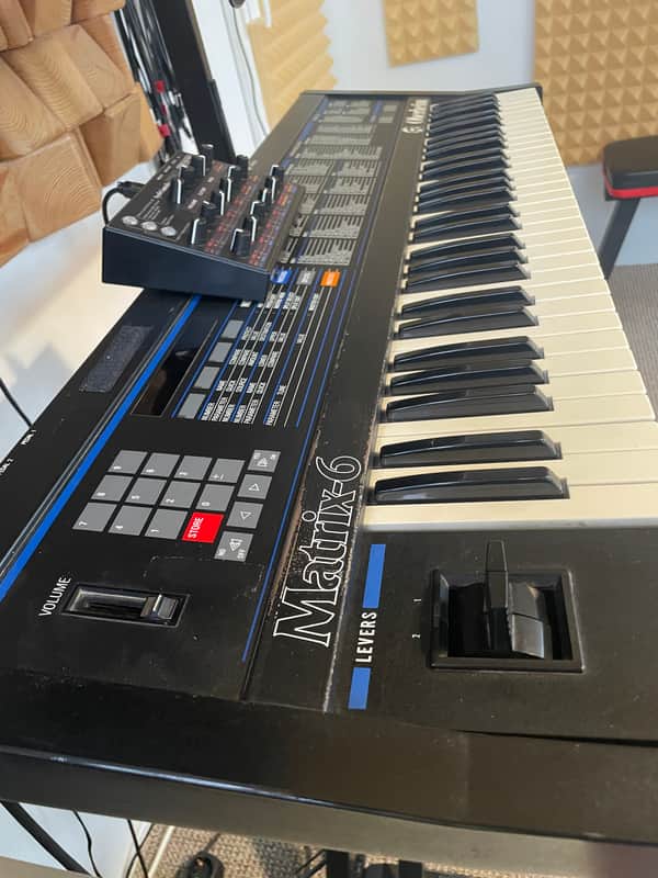 Oberheim Matrix 6 61-Key 6-Voice Synthesizer 1985 - Black image 1