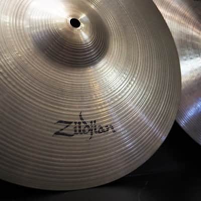 Zildjian USED ​​80s A Zildjian New Beat HiHat 14" pair [Top: 1024g / Bottom: 1418g] image 5