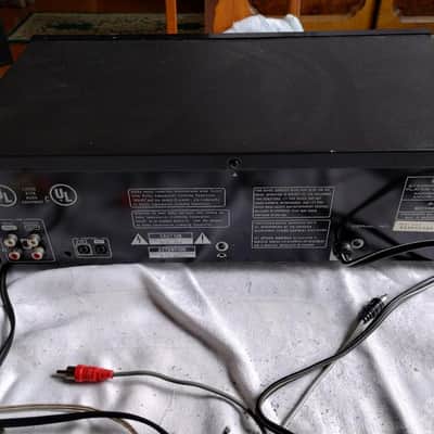 Pioneer CT-W205R double cassette deck in excellent condition - 1980's image 3