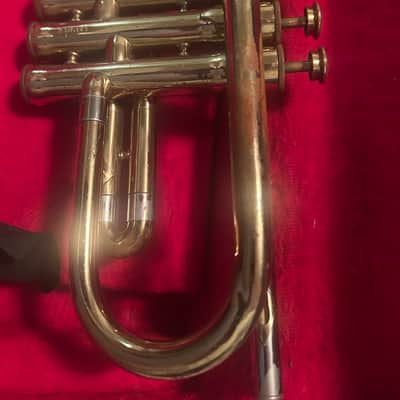Buescher Aristocrat vintage 1964 trumpet with case image 3