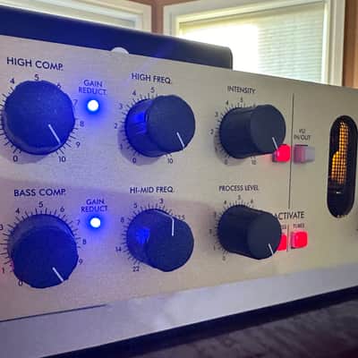SPL 9530 Tube Vitalizer Signal Processor 1996 - Present - Gold image 3