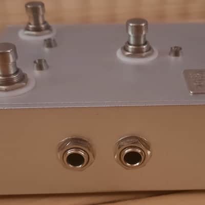 Road Rage Pro Gear 2 Way Stereo Switch Effects Loop Stomp Box image 8