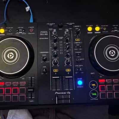 Pioneer DDJ 400 2018 - Black - Mint Condition image 1