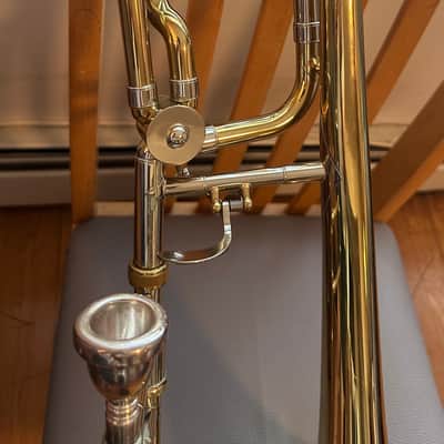 Bach 42 Stradivarius Series Tenor Trombone with Traditional Wrap F Attachment, Standard Rotor Valve 2010s - Clear Lacquered Brass image 3