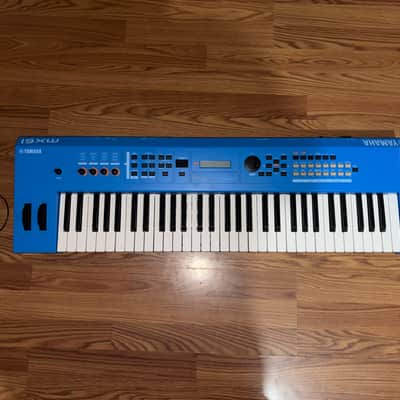Yamaha MX61 V2 61-Key Digital Synthesizer 2016 - Present - Black