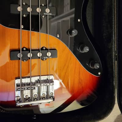 Schecter Vintage Jazz Bass image 9