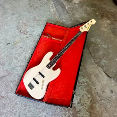 Fernandes Electric Jazz bass 1984 - Olympic white limited edition special hand original vintage MIJ japan image 5