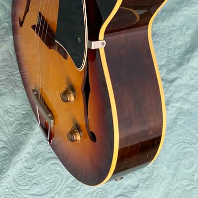 Gibson ETG -150 TENOR 4 Strings 1959 - Cherry Sunburst image 7