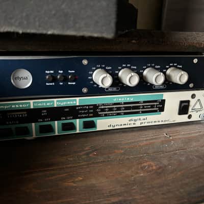 Elysia xfilter Stereo 4-Band Parametric Equalizer 2010s - Blue image 3