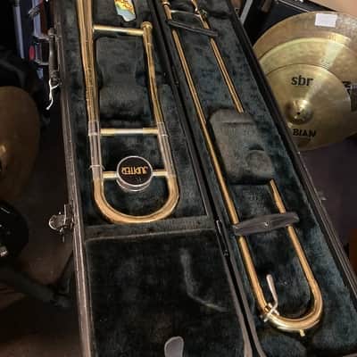 Jupiter Tenor Trombone & case w/yamaha slide section image 2