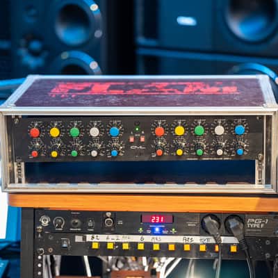 GML 8200 Series II 2-Channel Parametric Equalizer with Power Supply image 3