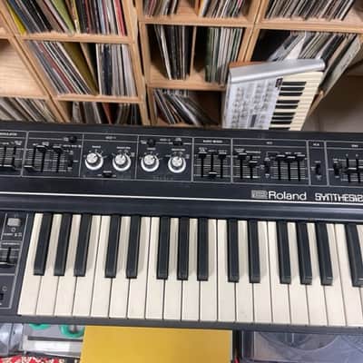 Roland SH-2 37-Key Synthesizer