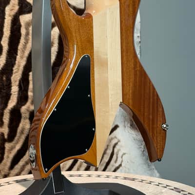 B.C. Rich Custom Shop Bich 6 2026 - Natural image 11