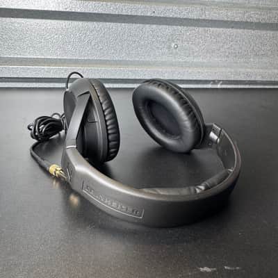 Sennheiser HD 200 Pro Closed-Back Over-Ear Headphones 2010s - Black image 2