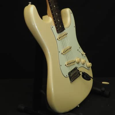 Immagine Fender Stratocaster Mod Shop 2024 - Metallic Pearl - 4