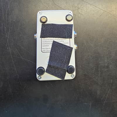 Electro-Harmonix Nano POG Polyphonic Octave Generator 2015 - Present - Red / White image 6