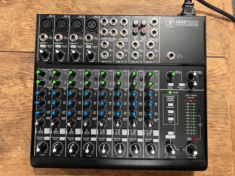 Mackie 1202VLZ4 12-Channel Mic / Line Mixer