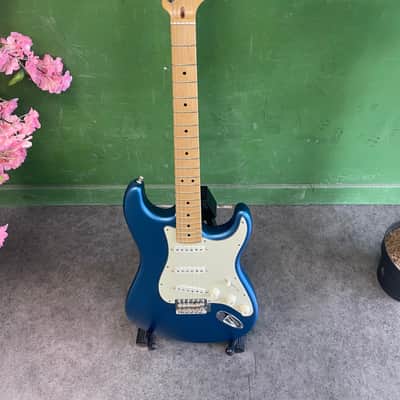 Fender American Performer Stratocaster with Maple Fretboard 2018 - Present - Satin Lake Placid Blue image 1