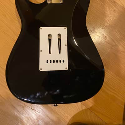 Squier 2004 Standard Deluxe with Quilted Maple Top in VERY good condition image 4