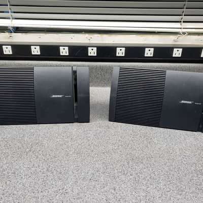 Bose Model 100 Bookshelf Speakers image 1